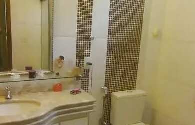 Imagem 6: Casa de condomínio sobrado para venda tem 303 metros quadrados com 5 quartos