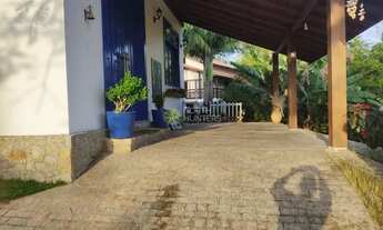 Imagem 4: Casa com 2 dormitórios sendo 1 suite, para locação de temporada, 250 m² por R$ 2.500/dia