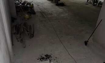 Imagem 3: Alugo ou Vendo Galpão / depósito com 5 vagas na garagem