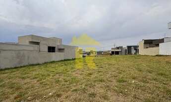 Imagem: Terreno à venda em condomínio no Residencial