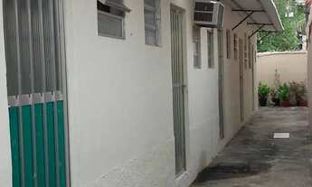 Imagem: ALUGA-SE QUITINETE EM CURICICA