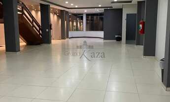 Imagem 2: Salão Comercial - Residencial De Ville - 400m²