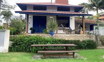 Imagem 2: Casa com 2 dormitórios sendo 1 suite, para locação de temporada, 250 m² por R$ 2.500/dia