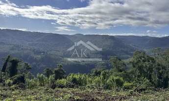 Imagem: Área de terra de 27,9 ha com vista panorâmica