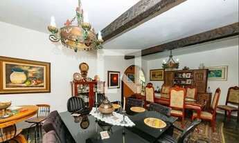 Imagem 7: Casa à Venda - Vila Paris, 5 Quartos, 316 m2