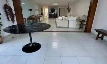 Imagem 2: Imóvel para aluguel possui 200 metros quadrados com 3 quartos em Tambaú - João Pessoa - PB