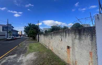 Imagem 3: Dois terrenos para venda