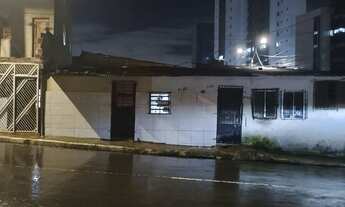 Imagem 2: Casa pequena em boa viagem