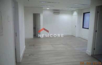 Imagem: Sala comercial em Avenida Doutor Cardoso