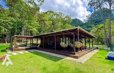 Imagem 7: Casa de 4 dormitórios à venda por R$ 2.900.000,00 - Bairro Bateias - Gaspar/SC