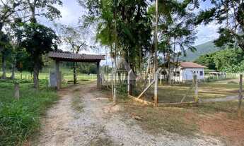 Imagem 2: Sítio / Chácara para Venda em Camboriú, Área Rural de Camboriú, 2 dormitórios, 1 suíte