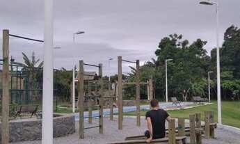 Imagem 3: Sobrado no Aririu com 2 quartos