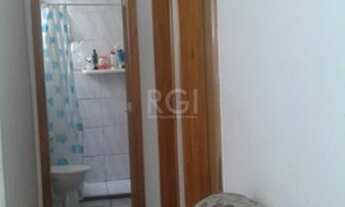 Imagem 3: Apartamento com 2 dormitórios, 1 vaga. Condomínio com piscina, portaria 24h