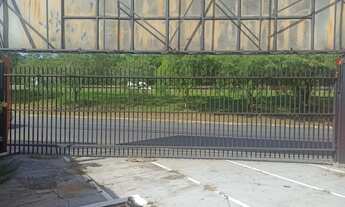 Imagem: Ponto comercial/Loja/Box para aluguel possui