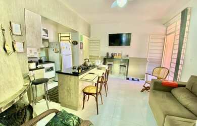 Imagem 7: Casa com pátio e piscina no Centro!!!