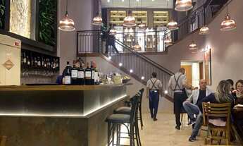 Imagem: Restaurante Guarulhos-SP com Estacionamento