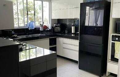 Imagem 5: Linda Casa em condomínio com 3 dormitórios sendo uma suíte, 4 vagas, piscina, churrasquei