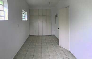 Imagem 5: 105780 Casa para aluguel possui 200 metros quadrados com 3 quartos em Vila Cordeiro - São