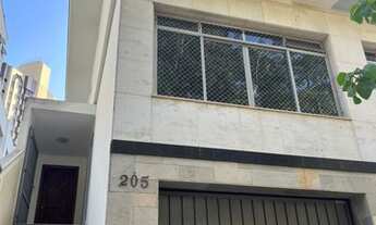 Imagem: Sobrado para venda tem 180 metros quadrados