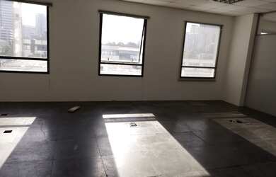 Imagem 6: Ponto comercial/Loja/Box para aluguel e venda possui 94 metros quadrados