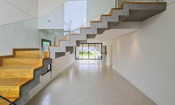 Imagem 5: Sobrado padrão Europeu no condomínio Brisas Jundiaí