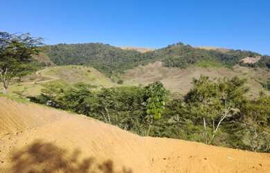 Imagem 3: Terreno com vista belíssima e platô - Próximo a Secretário - RJ