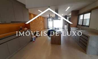 Imagem 7: Casa no Condomínio Saint Paul, térrea para venda, com 3 suítes, escritório. Moderna e otim