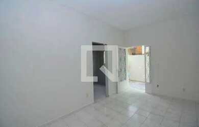 Imagem 3: Casa para Aluguel - Irajá, 2 Quartos, 70 m2