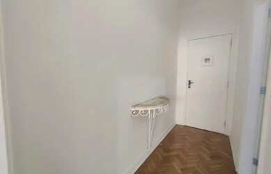 Imagem 3: Apartamento para venda tem 105 metros quadrados com 3 quartos em Copacabana - Rio de Janei