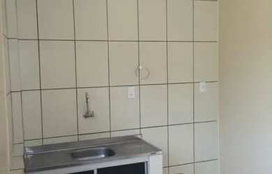 Imagem 2: Kitnet Pequenininho p/ Solteiro. Já vem com Split. A Luz dar barato