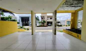 Imagem 2: Casa mobiliada de 5 quartos com 3 suítes no Green Club I