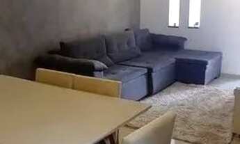 Imagem 2: Casa bem localizada e com piscina, perto do posto de gasolina