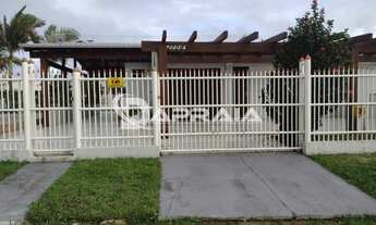 Imagem: Excelente Casa de Esquina com Piscina