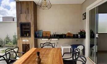 Imagem 4: Casa com preço de oportunidade na Cidade Alpha projetada e mobiliada