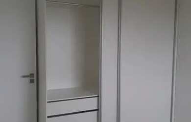 Imagem 3: QUARTO E SALA COM ARMARIOS