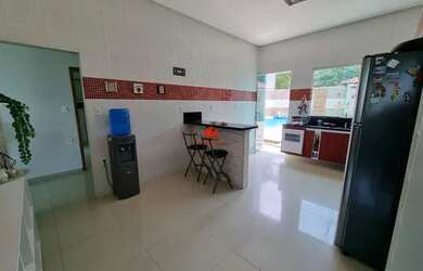 Imagem 2: Linda Casa no Residencial Tarumã 4 Suites Piscina + Churrasqueira