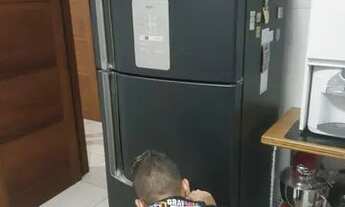 Imagem 6: Envelopamento de Geladeira