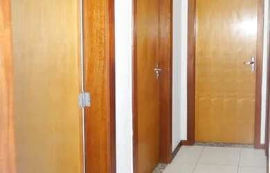 Imagem 4: ALUGO ED. ARUÃS APTO. 03 QUARTOS S/ 01 SUITE 01 VAGA NO MARCO PROX A DUQUE