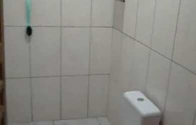 Imagem 5: Vende- se uma casa de 3 cômodo no bairro santa Isabel tupi terreno de 230metro