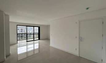 Imagem 7: Apartamento 3 suítes + Lavabo - 2 garagens - Vista Mar - Novo - Kobrasol - São José - SC