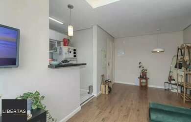 Imagem 3: Mobiliado 2 dorm,1 suíte e vaga coberta - Ary Tarrago