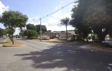 Imagem: ÁREA COMERCIAL SETOR SANTOS DUMONT