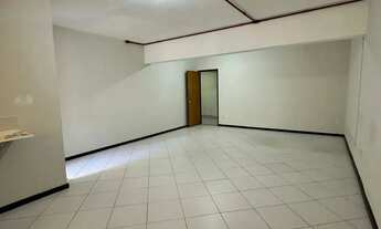 Imagem 6: Alugo sala com 35m² em Itapuã na Av. Dorival Caymmi, R$ 2.100,00 incluso taxas!!!