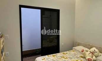 Imagem 7: Casa residencial disponível para venda no bairro Novo Mundo em Uberlândia-MG