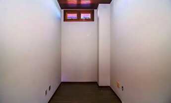 Imagem 3: Sobrado para venda tem 285 metros quadrados com 3 quartos em Menino Deus - Porto Alegre