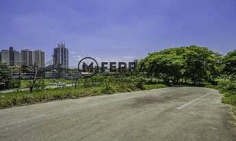 Imagem 4: Excelente terreno localizado estrategicamente ao lado da rodovia Anhanguera