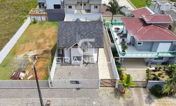 Imagem 3: Sobrado de Alto Padrão com Piscina e 3 Suítes, Espaço, Elegância e Conforto em Cada Detalh