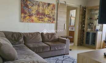 Imagem 2: Confortável e iluminado apartamento com 2 quartos e 1 vaga na melhor rua do Bairro Santo A