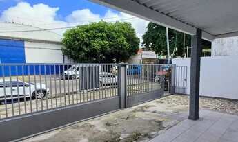 Imagem 4: ALUGO CASA COM 3/4 SENDO 1 SUÍTE COM ANEXO (3 ESCRITÓRIOS) E 02 VGS DE GARAGEM - SÃO BRÁS