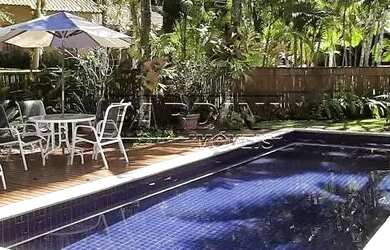 Imagem 4: Casa em condomínio, com 5 suítes, piscina, a 150 metros do mar, na Praia da Domingas Dias